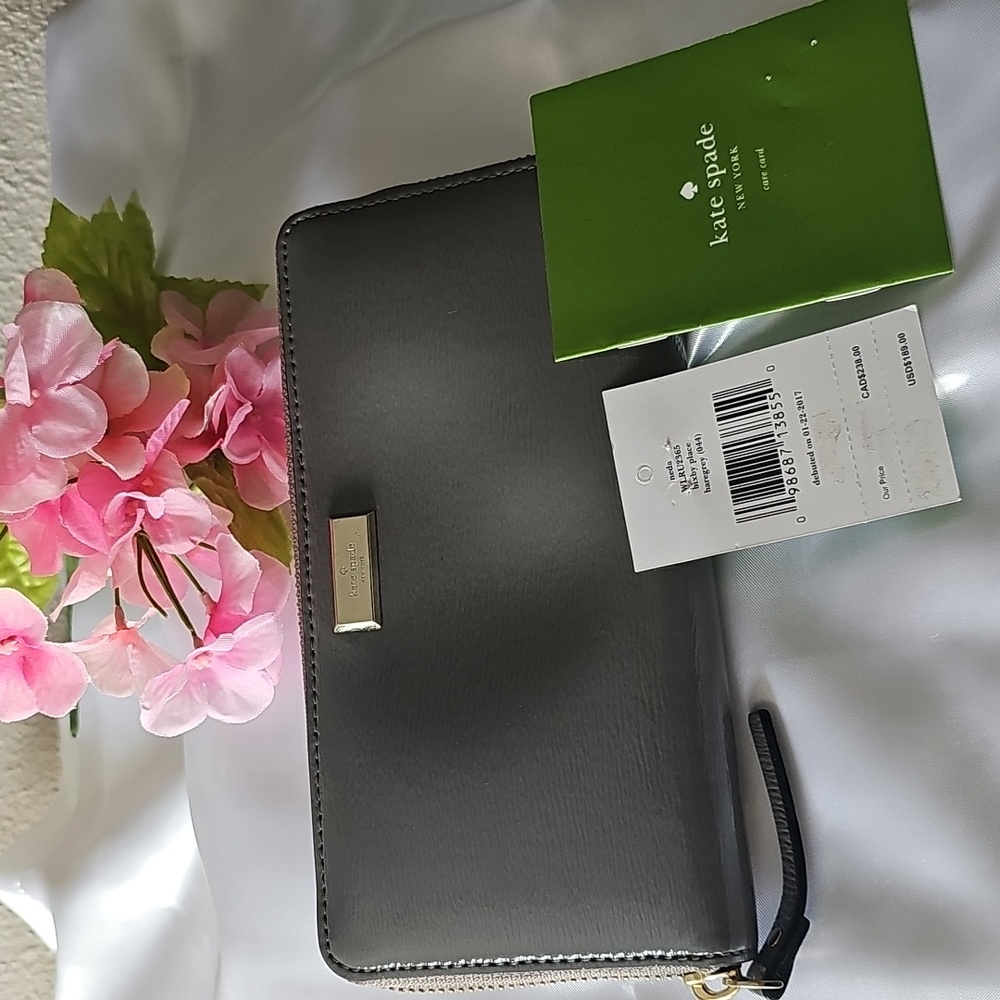 Kate Spade  Patent Leather Haregrey Neda Bixby Place Zip Around Accordion Wallet